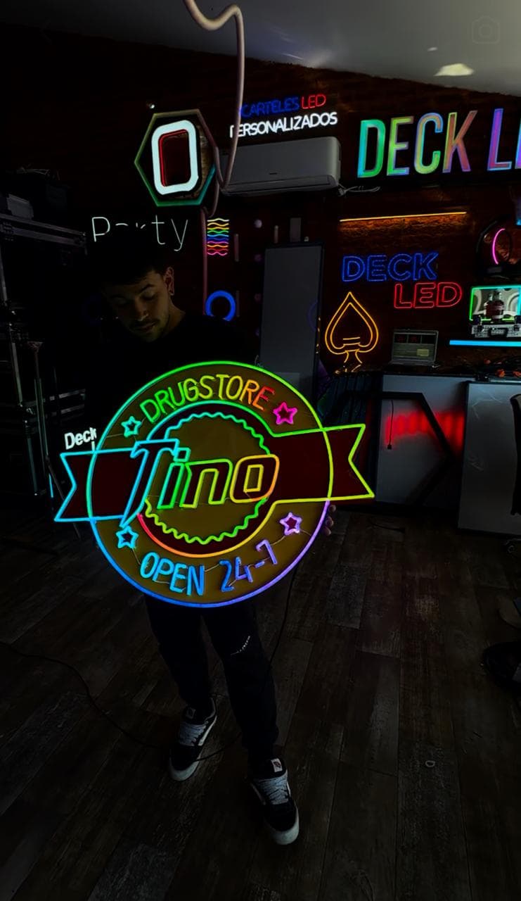 Cartel Neon Pixel imagen 1